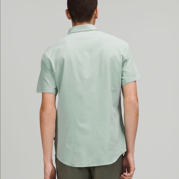 Lululemon airing easy short sleeve shirt size medium - Picture 2 of 9